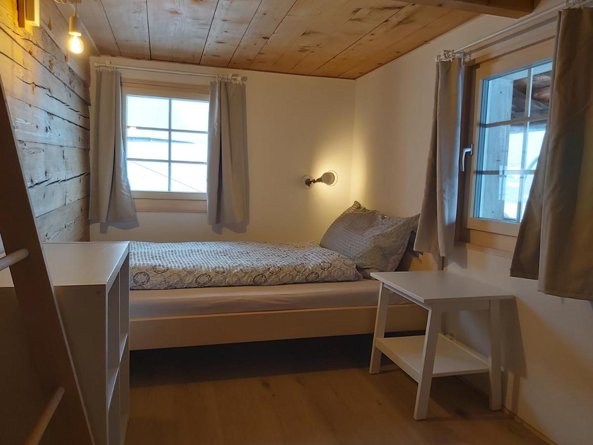 Tgesa Felici Apartment Седрун Екстериор снимка
